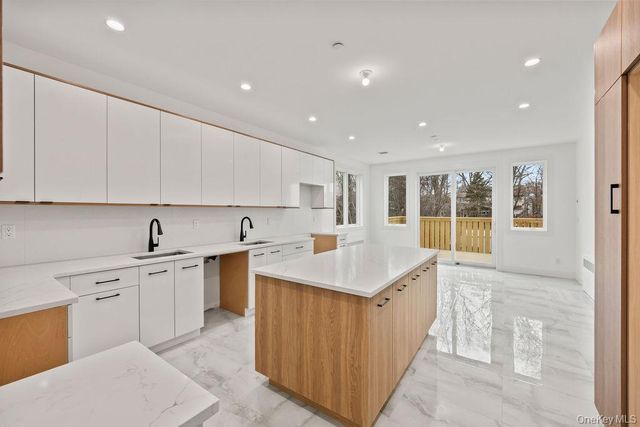 105 N Cole Avenue 213, Spring Valley, NY 10977