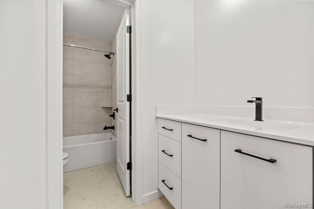 105 N Cole Avenue 213, Spring Valley, NY 10977