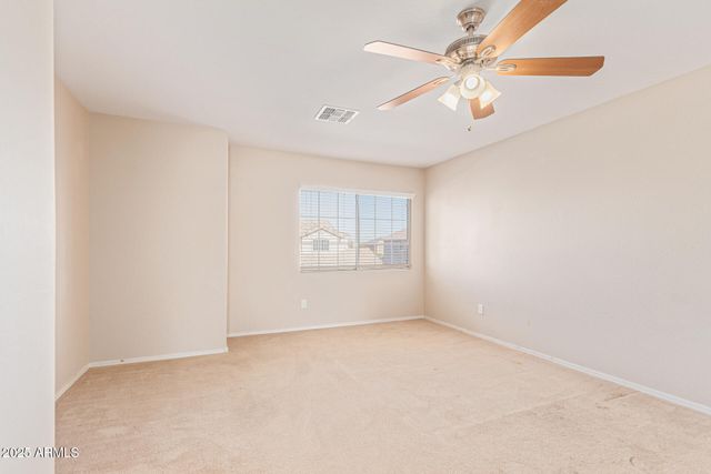 835 E STIRRUP Lane, San Tan Valley, AZ 85143