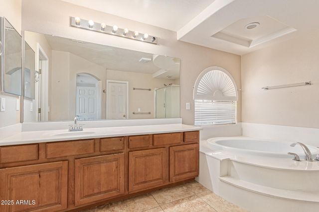 835 E STIRRUP Lane, San Tan Valley, AZ 85143