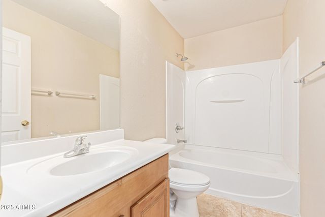 835 E STIRRUP Lane, San Tan Valley, AZ 85143