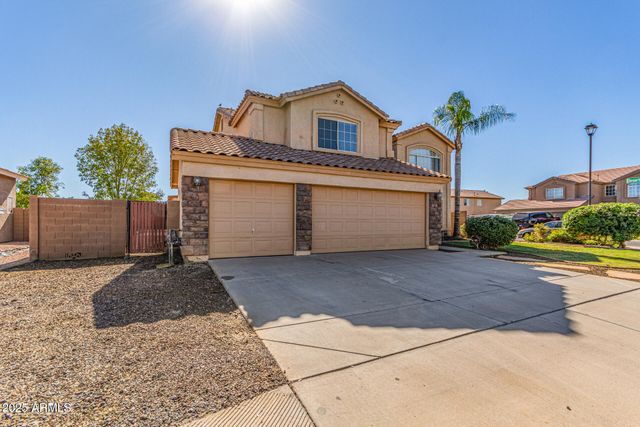 835 E STIRRUP Lane, San Tan Valley, AZ 85143