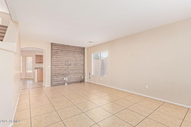 835 E STIRRUP Lane, San Tan Valley, AZ 85143