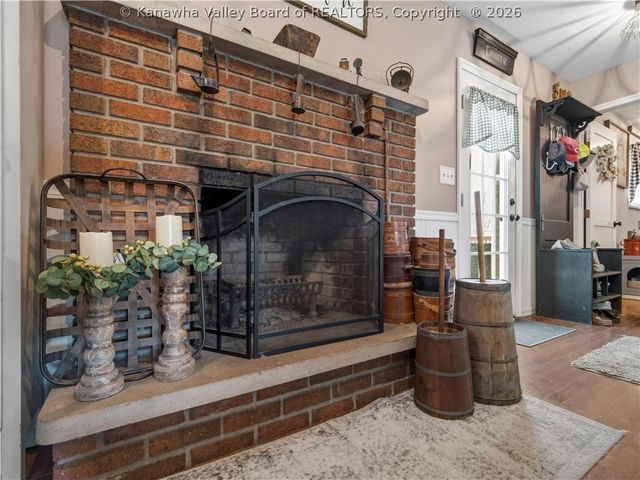 122 Moorefield Place, Scott Depot, WV 25560