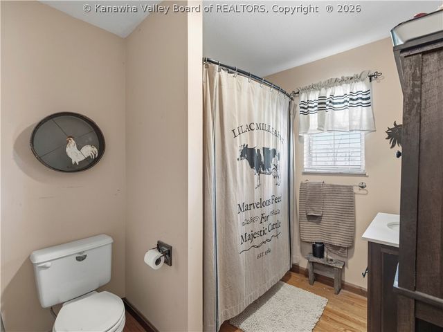 122 Moorefield Place, Scott Depot, WV 25560