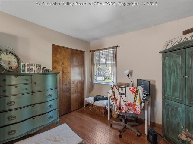 122 Moorefield Place, Scott Depot, WV 25560