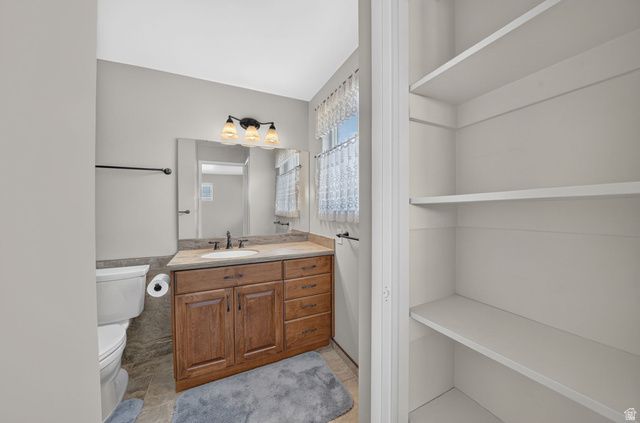4921 W CHOCTAW AVE, West Valley City, UT 84120