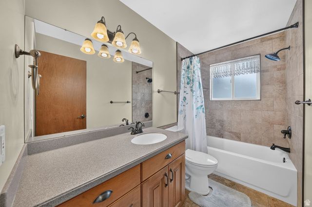 4921 W CHOCTAW AVE, West Valley City, UT 84120