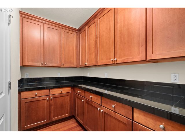 15037 Se SPANISH BAY Dr, Happy Valley, OR 97086