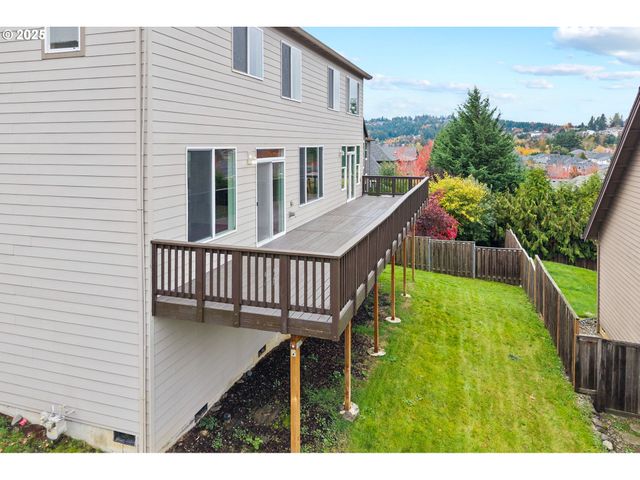 15037 Se SPANISH BAY Dr, Happy Valley, OR 97086