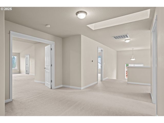 15037 Se SPANISH BAY Dr, Happy Valley, OR 97086