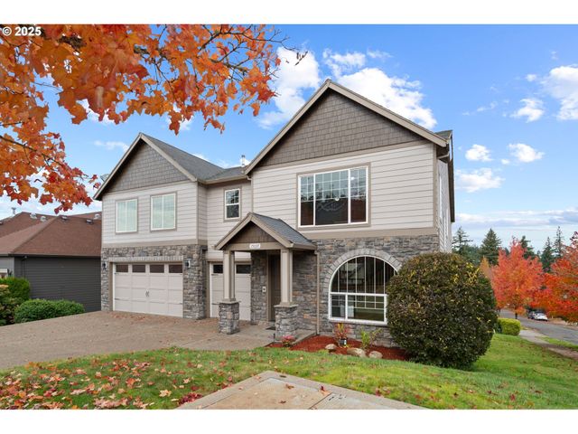 15037 Se SPANISH BAY Dr, Happy Valley, OR 97086