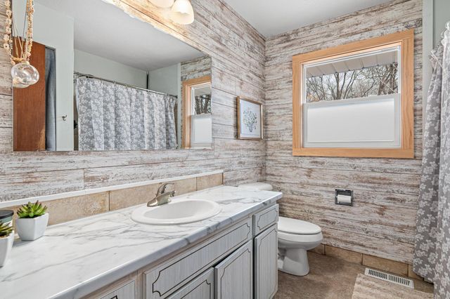 266 Greaton Road, New Richmond, WI 54017