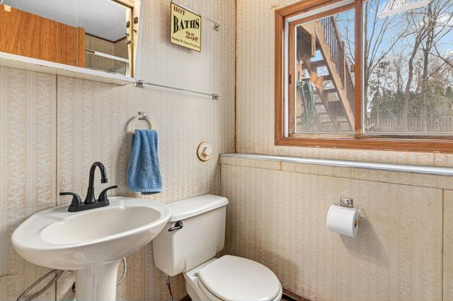 266 Greaton Road, New Richmond, WI 54017