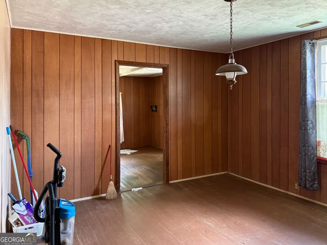 15 James Way, Royston, GA 30662