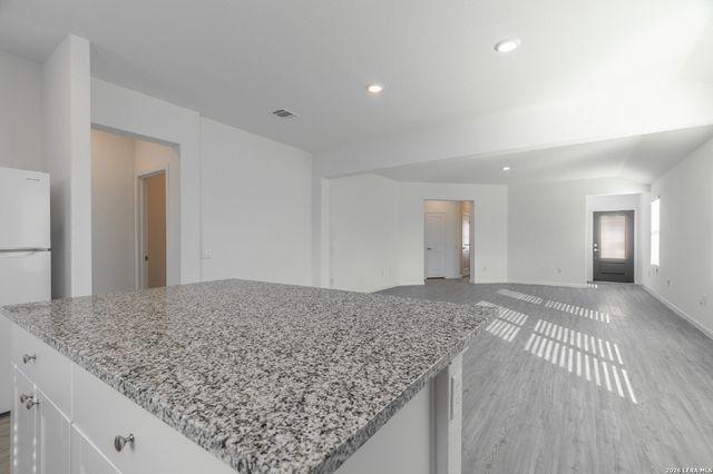 706 Red Field, San Antonio, TX 78221