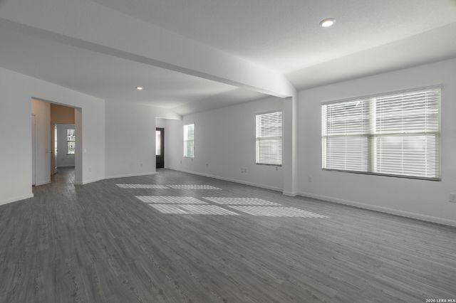 706 Red Field, San Antonio, TX 78221