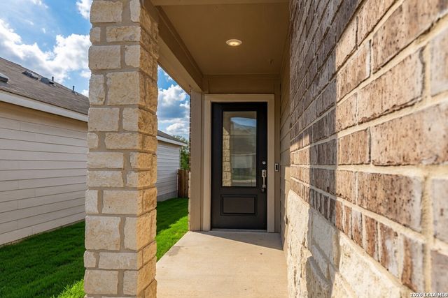 706 Red Field, San Antonio, TX 78221