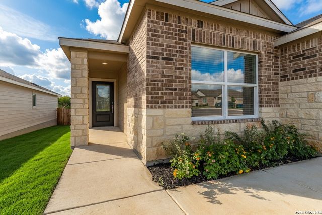 706 Red Field, San Antonio, TX 78221