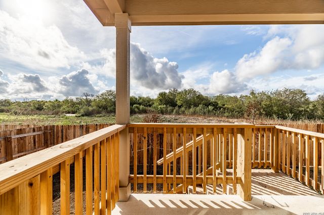 706 Red Field, San Antonio, TX 78221