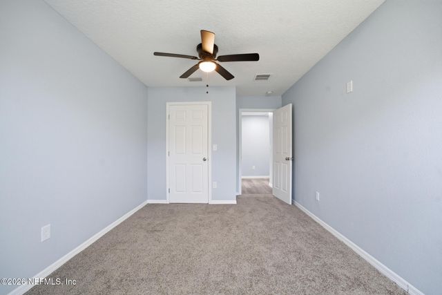4327 BESSIE Circle E, Jacksonville, FL 32209