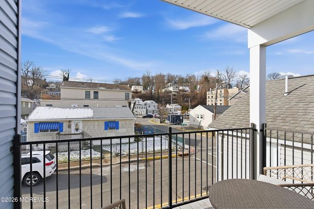 28 2nd Street, Highlands, NJ 07732