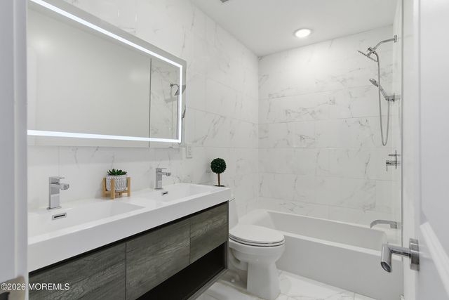 28 2nd Street, Highlands, NJ 07732