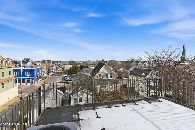 28 2nd Street, Highlands, NJ 07732