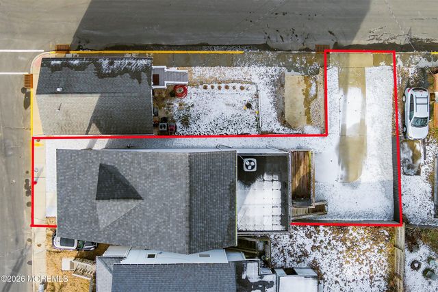 28 2nd Street, Highlands, NJ 07732