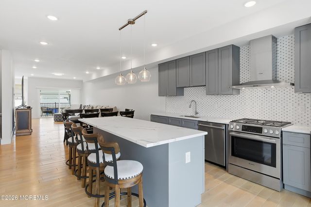 28 2nd Street, Highlands, NJ 07732