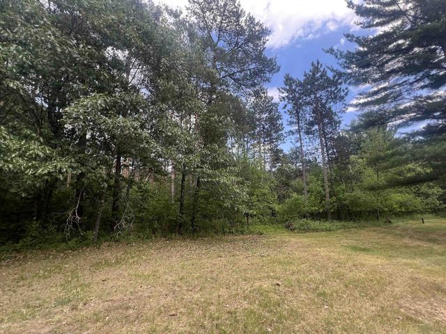 W13461 Cypress Avenue, Coloma, WI 54930