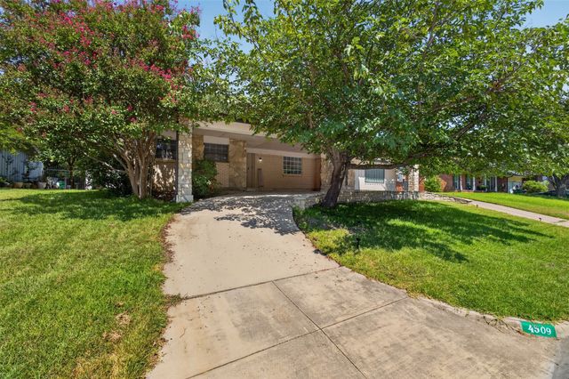 4509 Starlight Drive, Haltom City, TX 76117