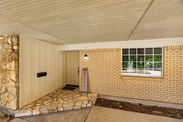 4509 Starlight Drive, Haltom City, TX 76117