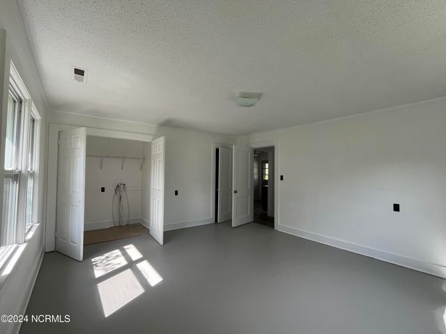 206 Richlands Avenue, Jacksonville, NC 28540