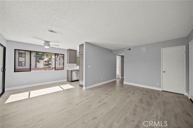 27949 Tyler 355, Canyon Country (santa Clarita), CA 91387