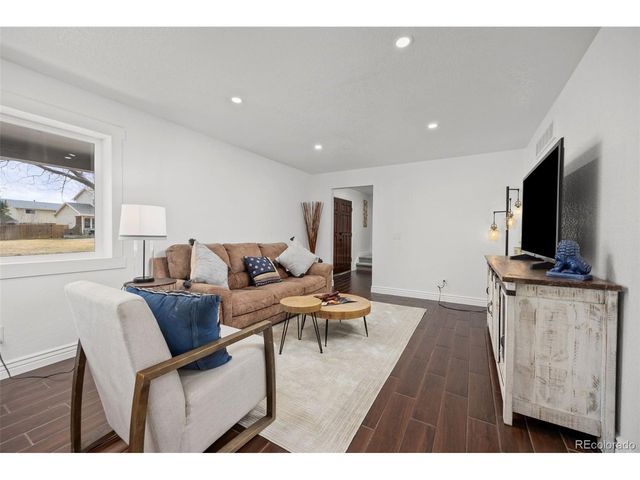 1607 S Oakland St, Aurora, CO 80012