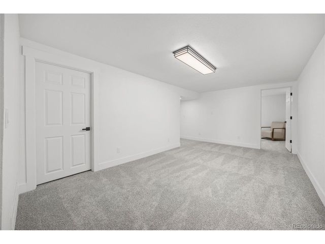 1607 S Oakland St, Aurora, CO 80012