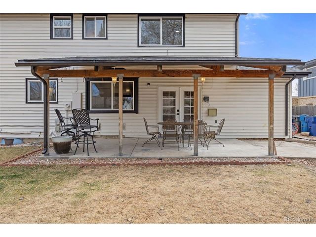 1607 S Oakland St, Aurora, CO 80012