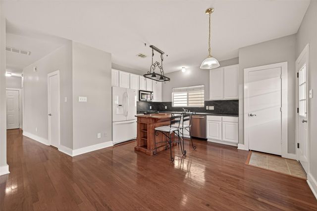 26856 Manor Crest Court, Kingwood, TX 77339