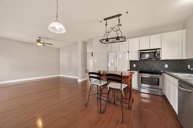 26856 Manor Crest Court, Kingwood, TX 77339