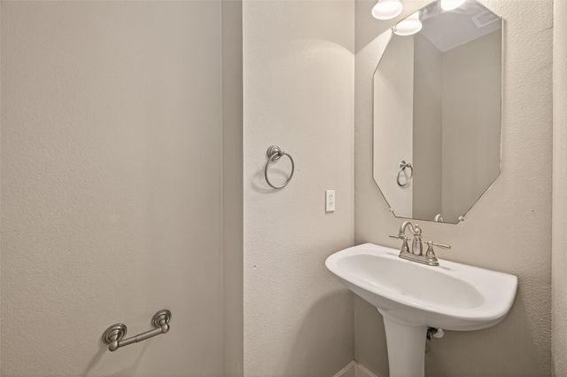 26856 Manor Crest Court, Kingwood, TX 77339