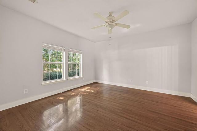 26856 Manor Crest Court, Kingwood, TX 77339