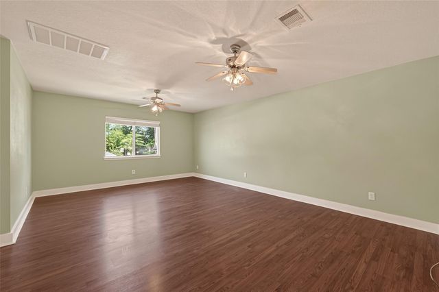 26856 Manor Crest Court, Kingwood, TX 77339
