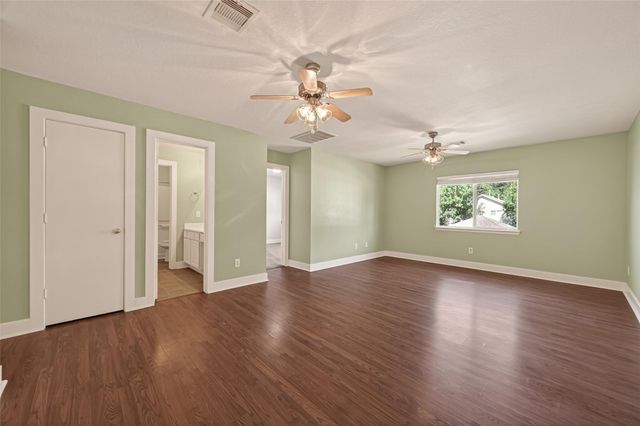 26856 Manor Crest Court, Kingwood, TX 77339