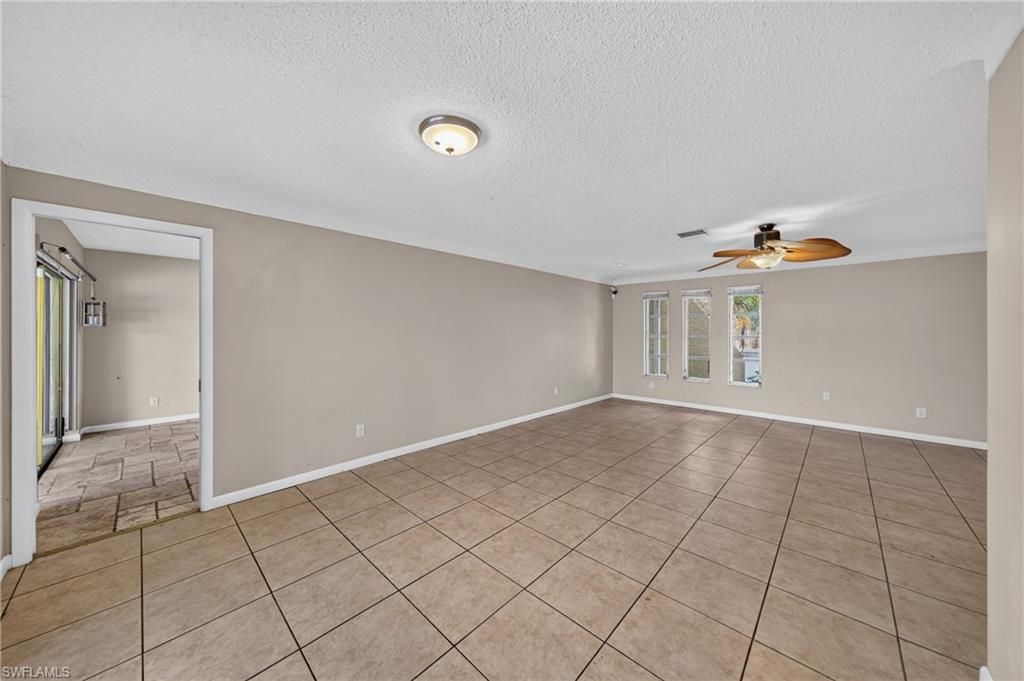 Image 7 of property listing at 1928 Savona PKWY, Cape Coral, FL 33904