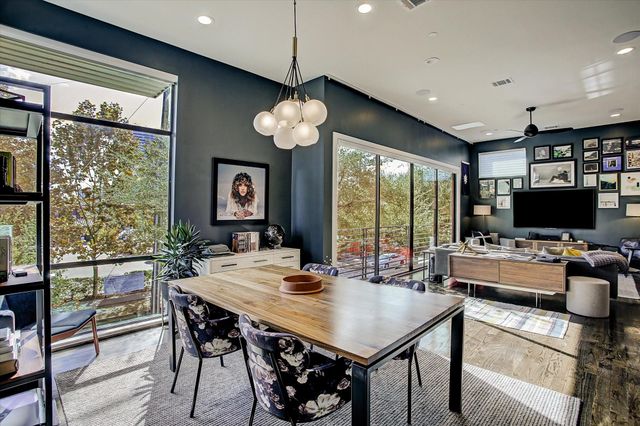 1004 California Street 101, Houston, TX 77006