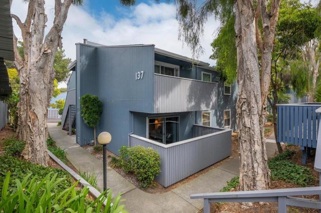 137 Piccadilly Place C, San Bruno, CA 94066
