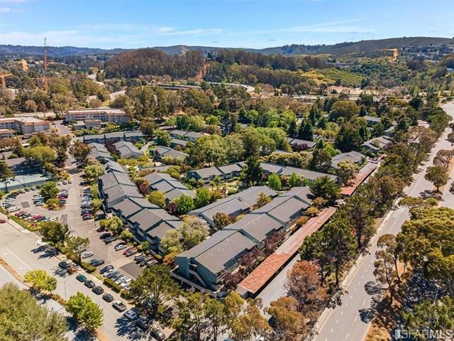 137 Piccadilly Place C, San Bruno, CA 94066