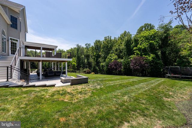 24168 SPRING MEADOW CIR, Aldie, VA 20105