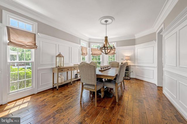 24168 SPRING MEADOW CIR, Aldie, VA 20105